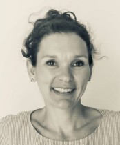 Das Foto zeigt die Oberärztin PD Dr. med. Gertraud Gradl-Dietsch, MME